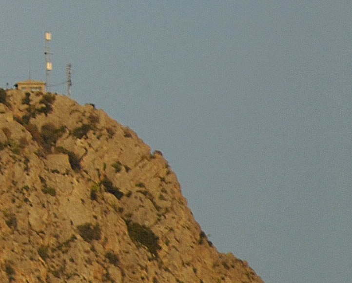 80-200corner.jpg