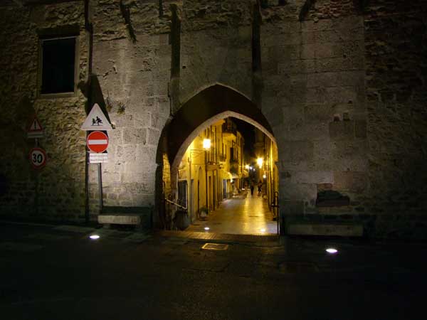 800-Iso.jpg