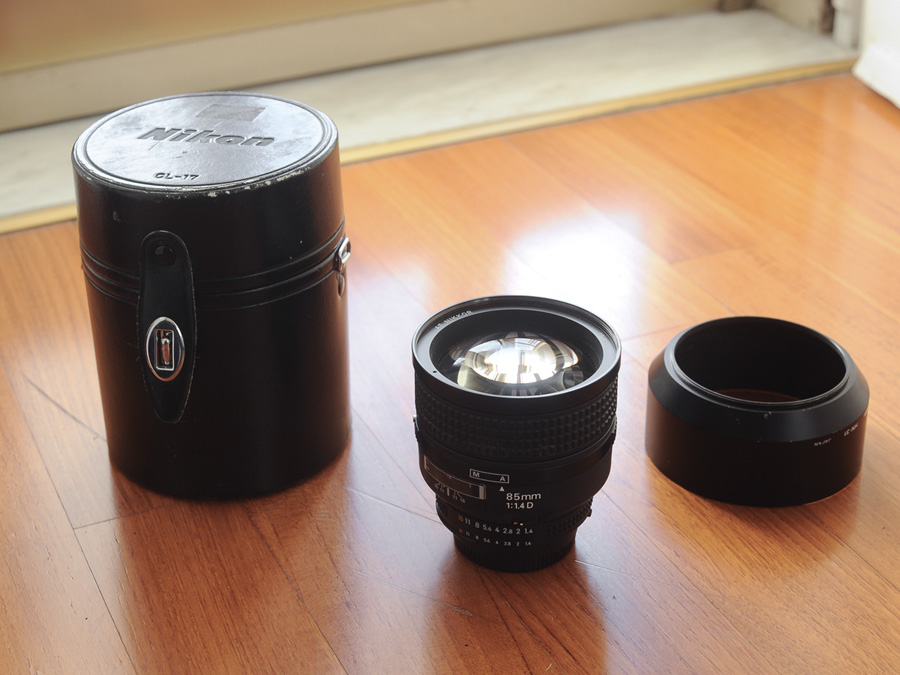 85f1.4.jpg