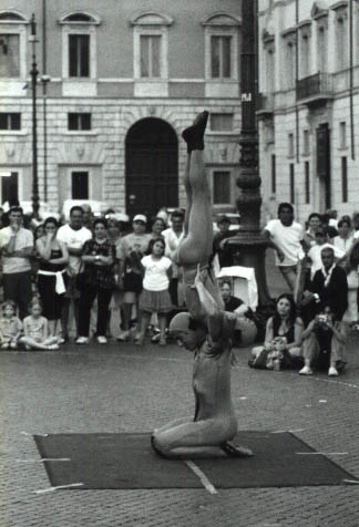 acrobati.jpg