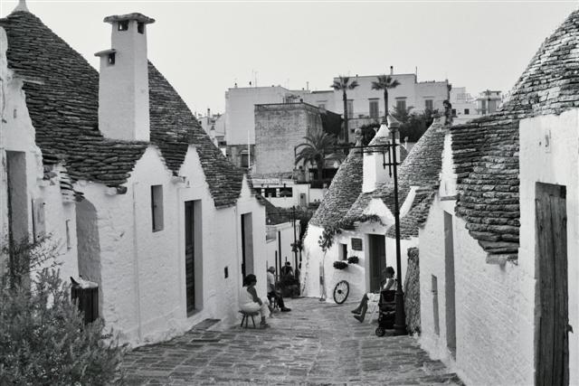 Alberobello2.JPG