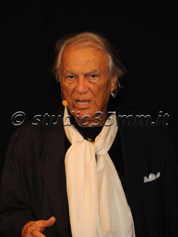 Albertazzi_006wtmkwtmk.jpg
