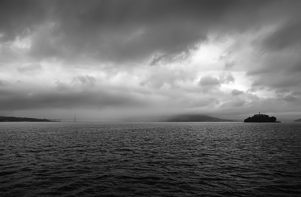 alcatrazweb.jpg