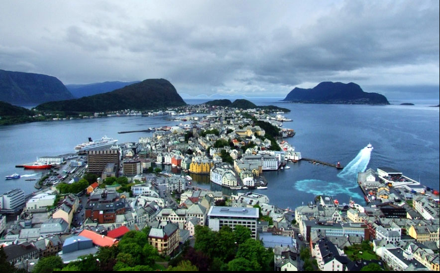alesund-norway_2.jpg