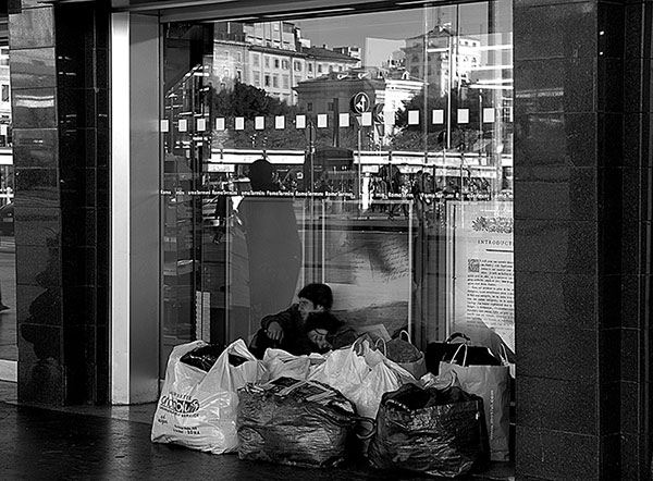 alla-Stazione-Terminicompre.jpg