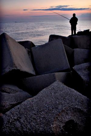 ALONE STRANO.jpg
