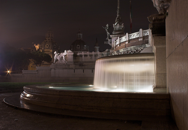 Altare-della-Patria-p4u-riv.jpg
