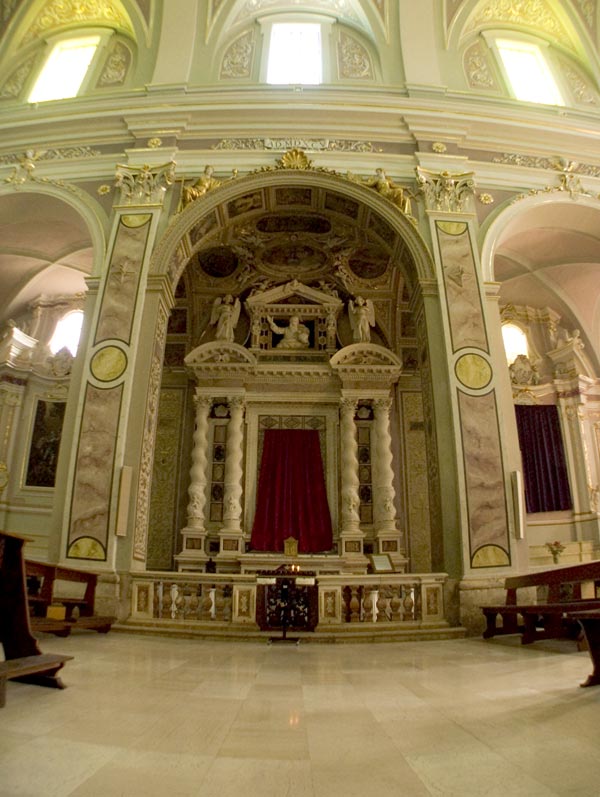 altare.jpg
