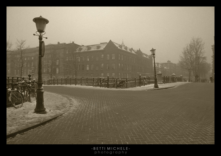 Amsterdam - DSC_1646seppia invecchiamento.jpg