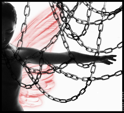 angel in chain5.jpg