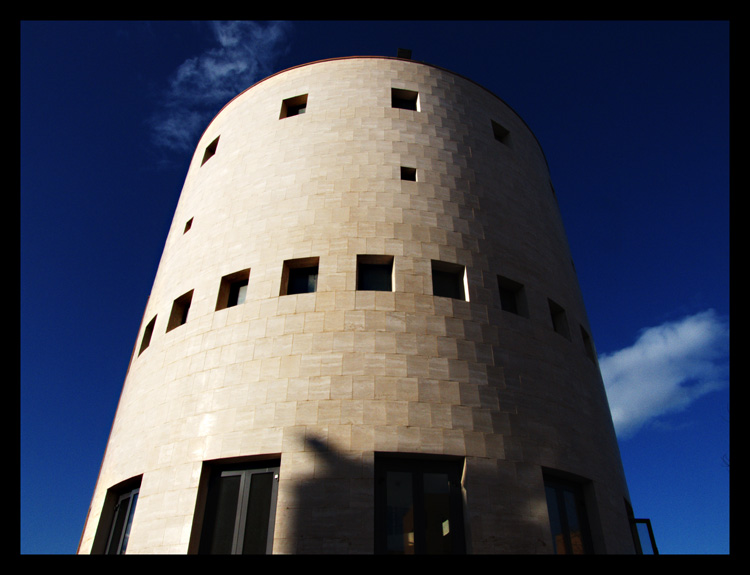 Architettura Circolare Colore.jpg