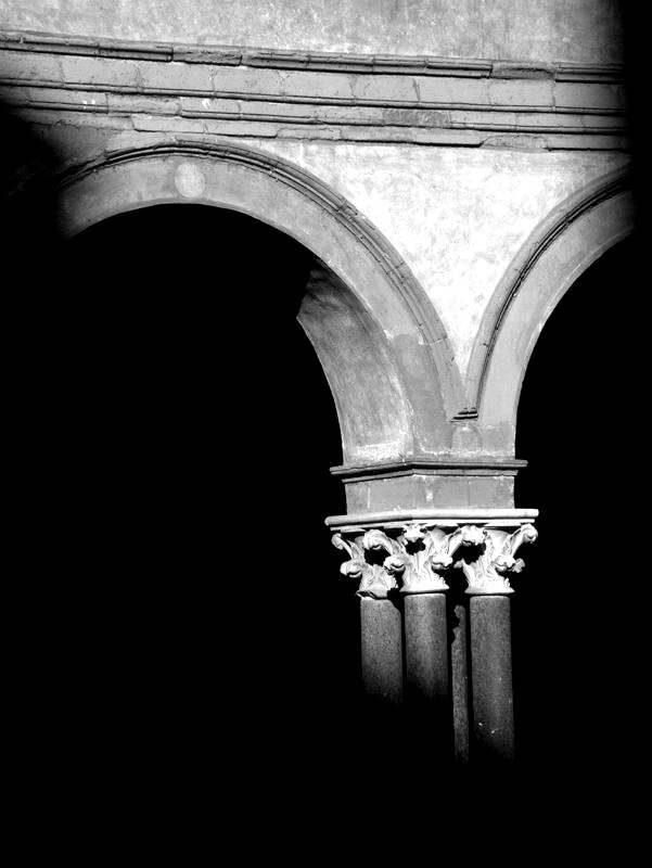arco B&W.jpg