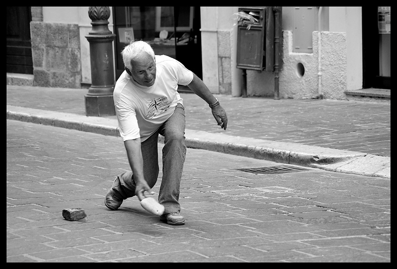 Atessiadi-2-021bw.jpg