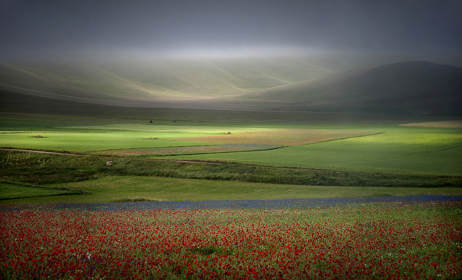 Atmosfere del Piano Grande copia.jpg