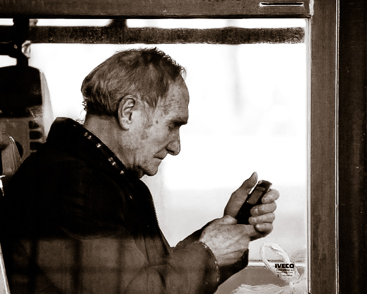autobus_bn.jpg