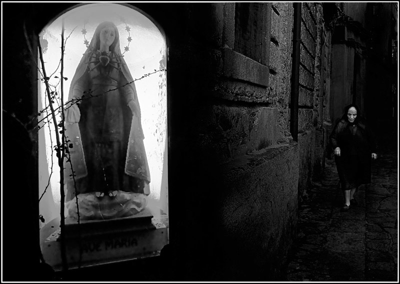 Ave-Maria-bn.jpg