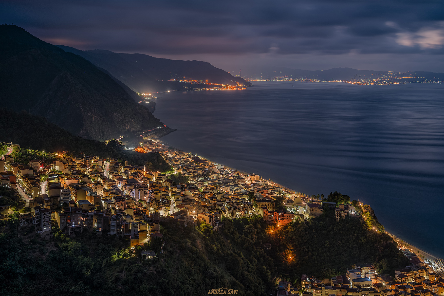 Bagnara Panoramica notturna 1.3.jpg