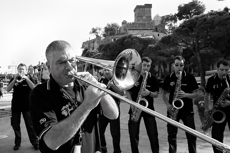 banda5bw.jpg
