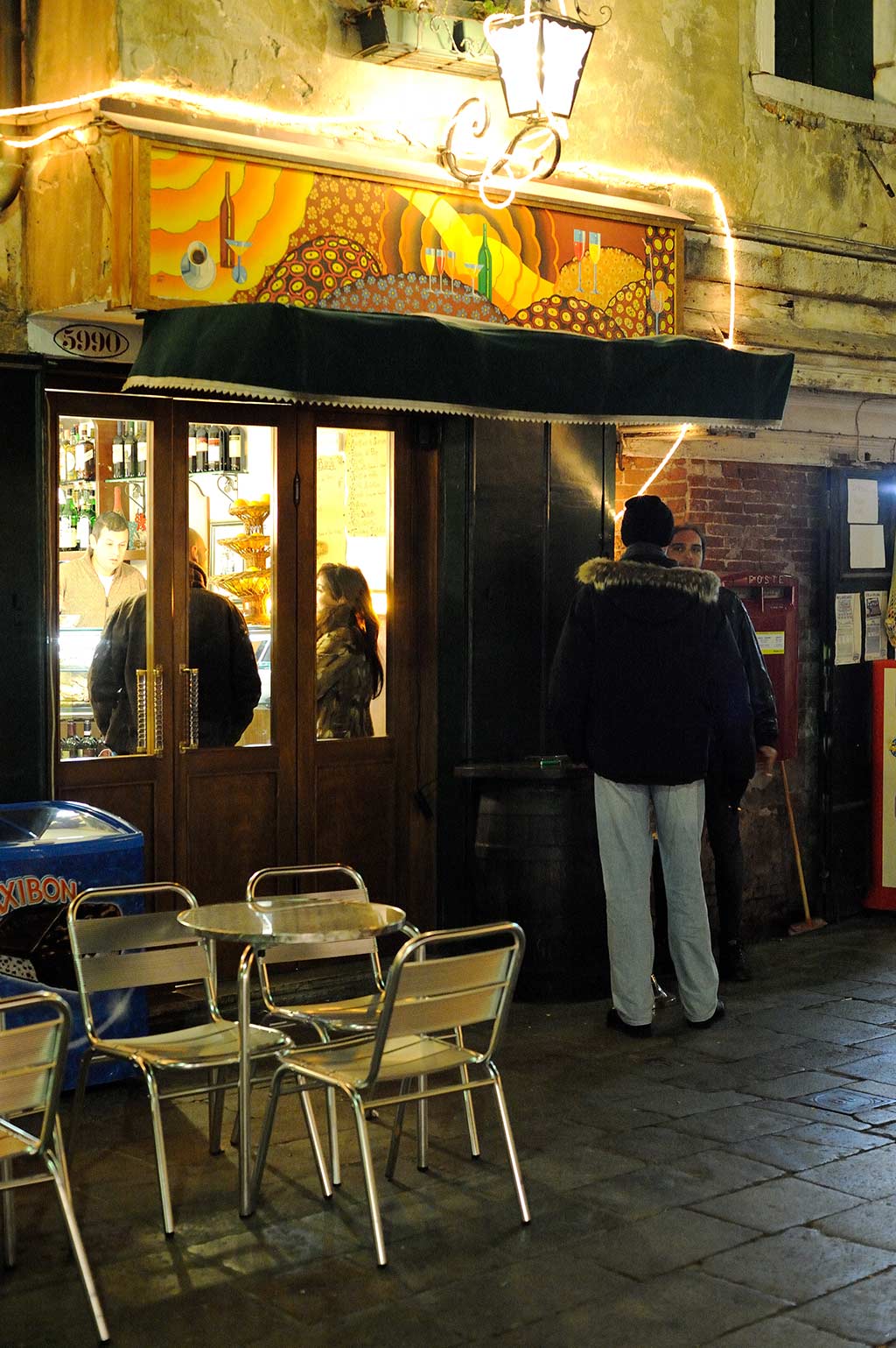 Bar-di-notte-resampled-web.jpg