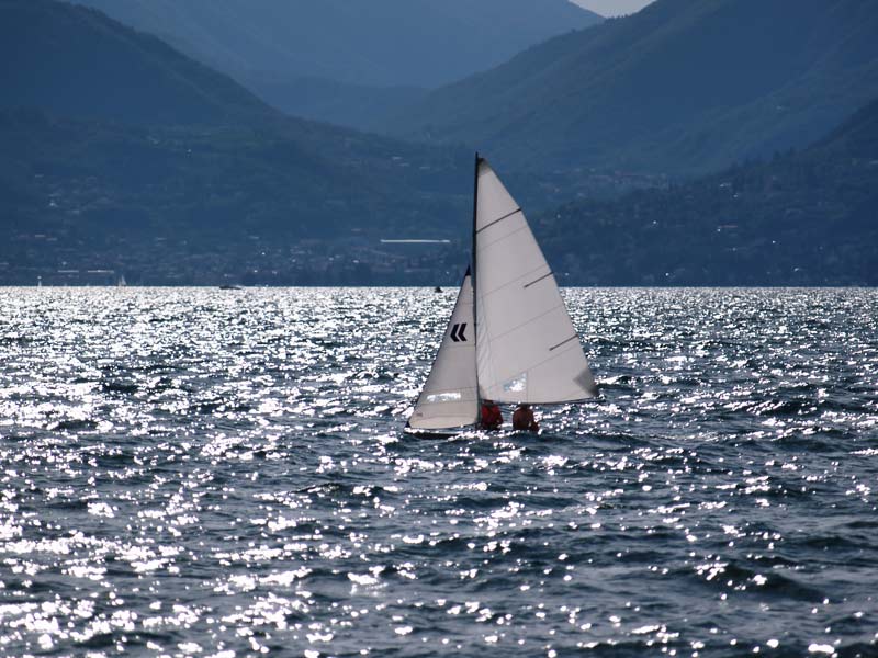 Barca-sul-lago.jpg