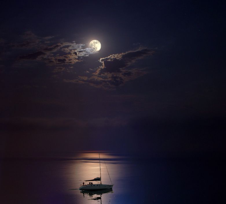 Barca con Luna.jpg