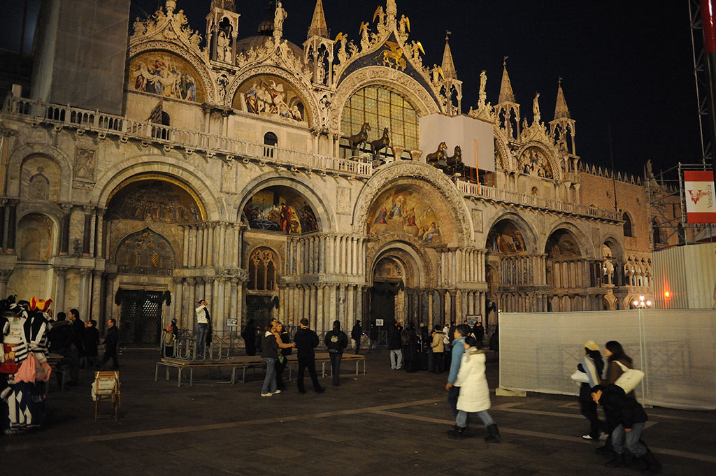 Basilica-S.-Marco-ISO-6400-web.jpg
