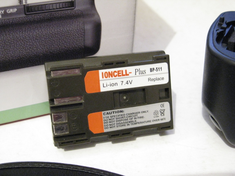 Battery grip5.JPG