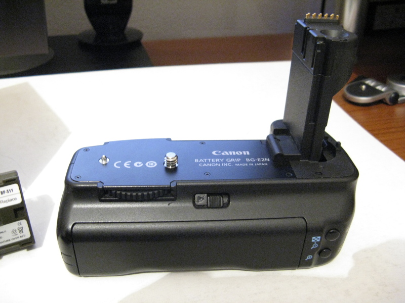 Battery grip6.JPG