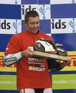 Bayliss World Champion_2.jpg