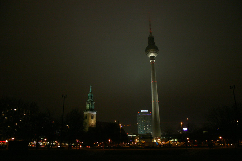 Berlino- Alexander Platz.jpg