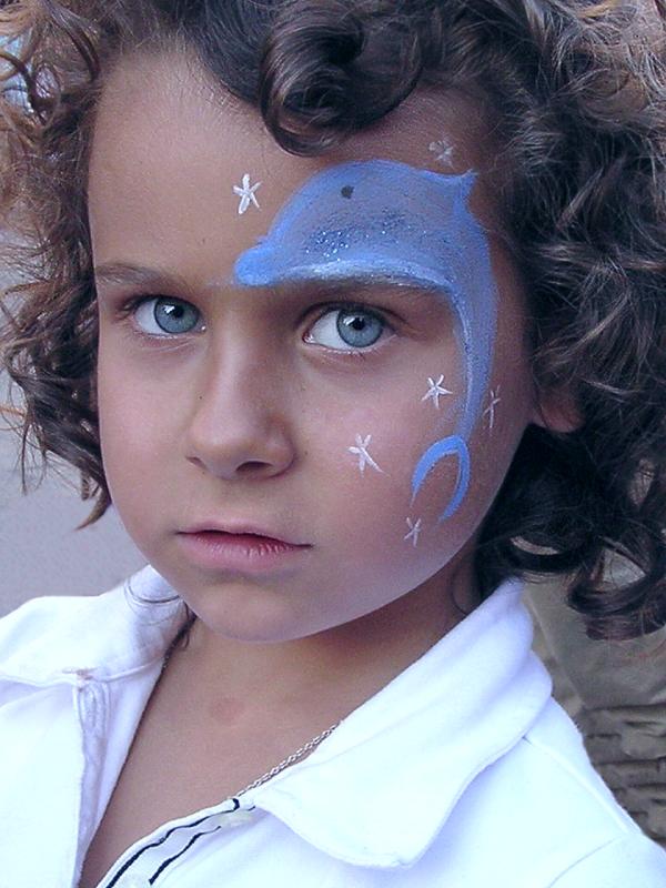 bimba col delfino.jpg