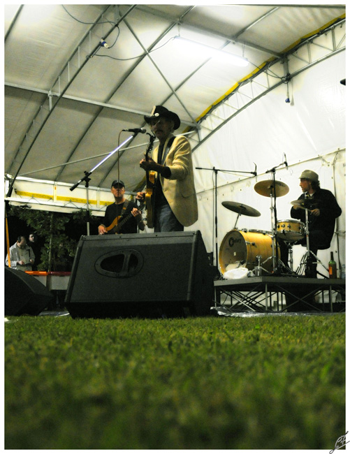 BluesAndFood-02.jpg