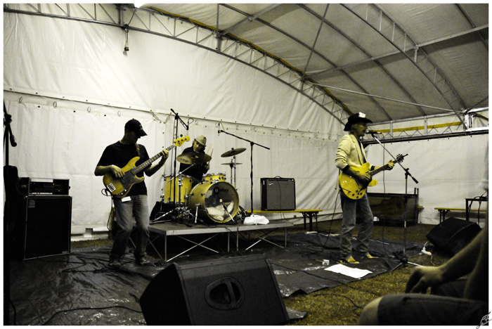 BluesAndFood-03.jpg
