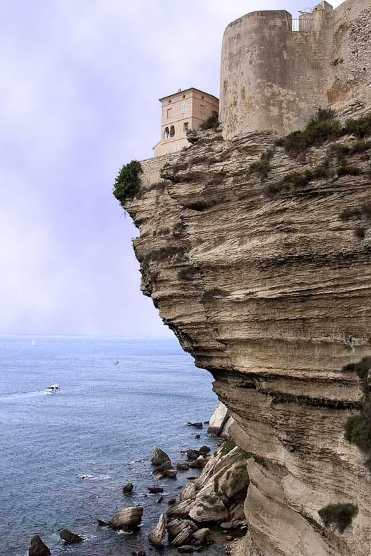 bonifacio_106_mod.jpg