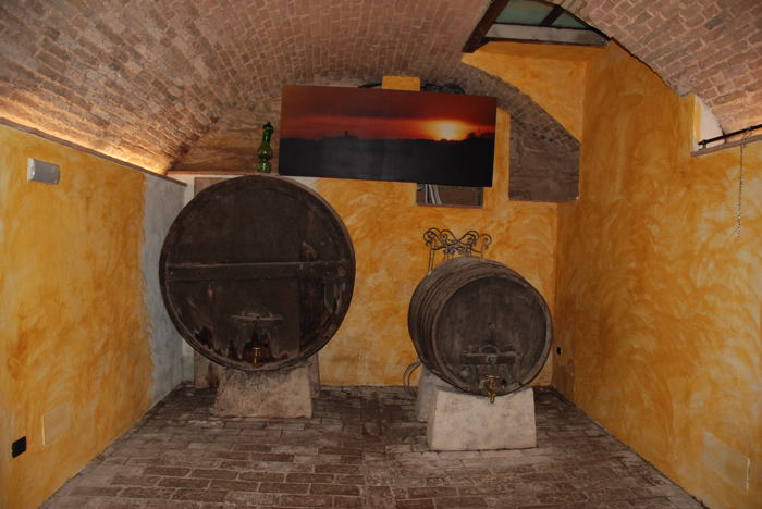 Botti_di_vino.jpg