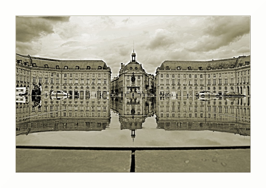 bourdeaux_bourse_II_small.jpg