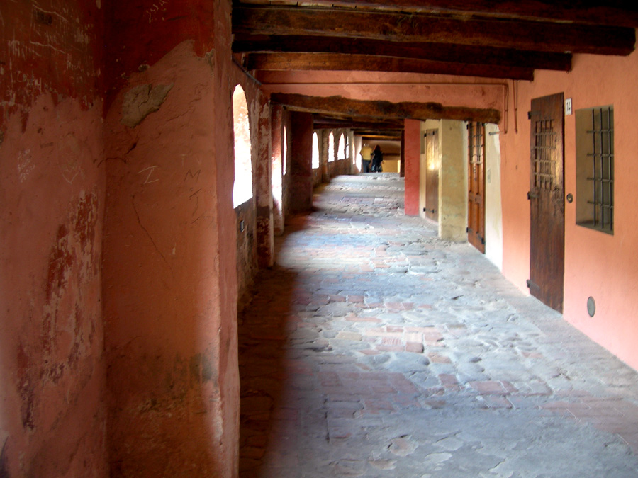 Brisighella-antica-via-degli-asini-via-del-borgo-e-controvia7.jpg