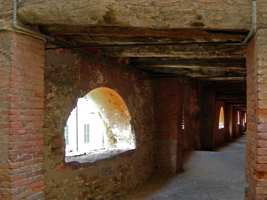 Brisighella-antica-via-degli-asini-via-del-borgo-e-controvia8.jpg