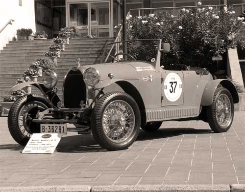 Bugatti_02_bw_1480.jpg