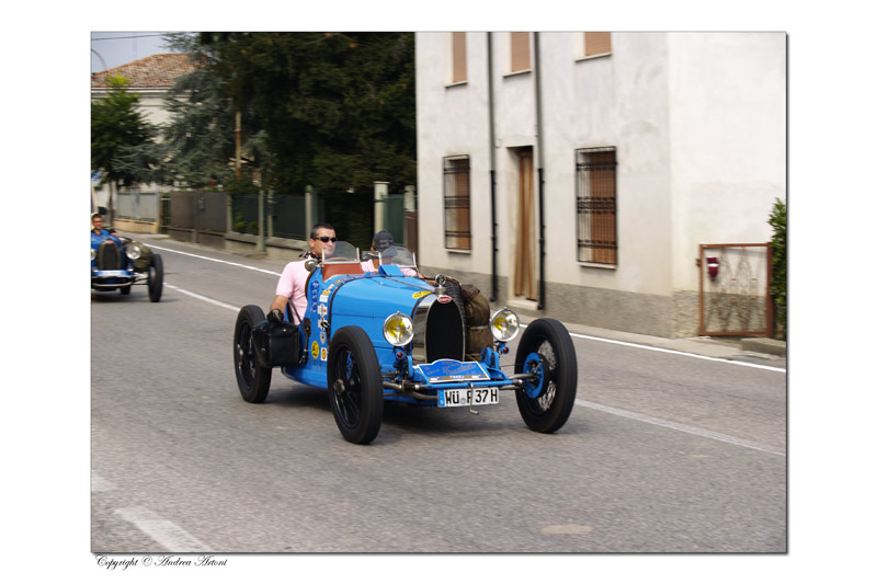 bugatti.jpg