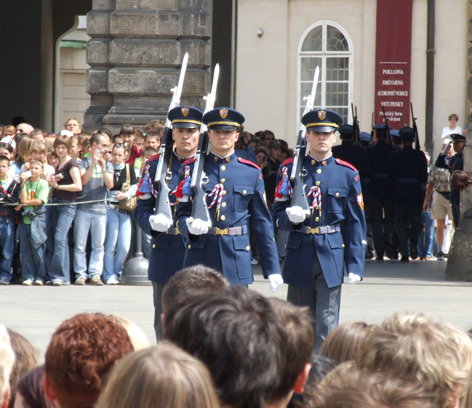 Cambio-della-guardia.jpg