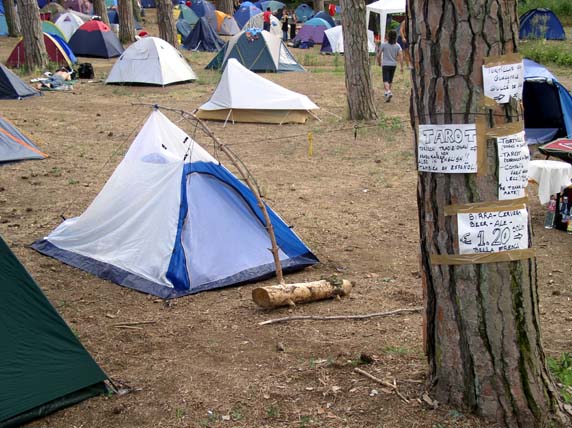 camp02_P8241068.jpg