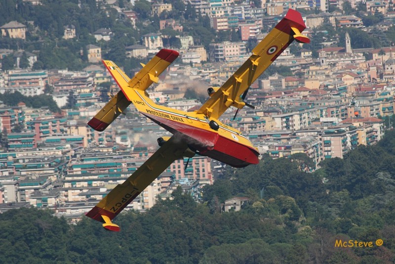 Canadair 1.jpg