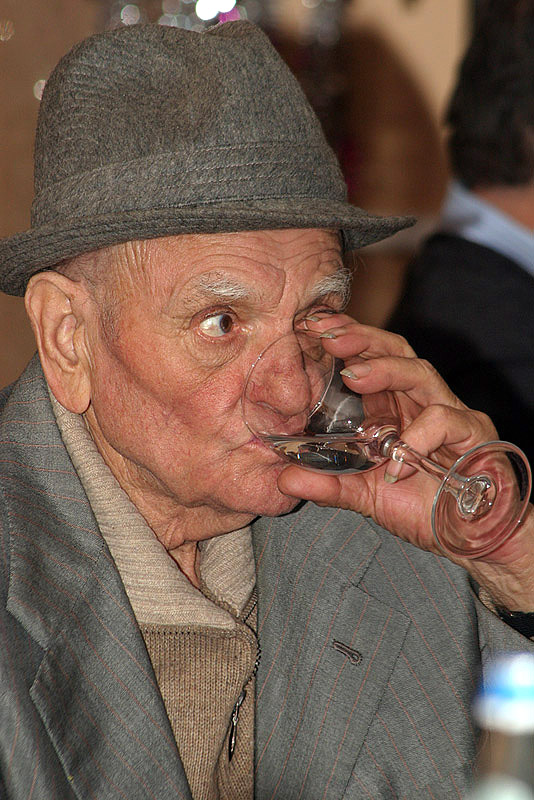 Canon-10D-+-90-300-+-flash-.jpg