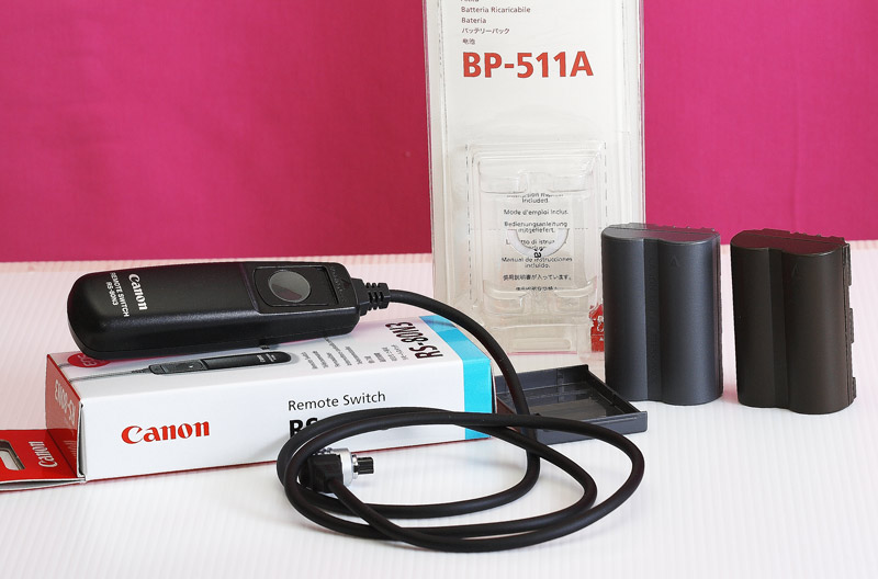 Canon-remote+Batt..jpg