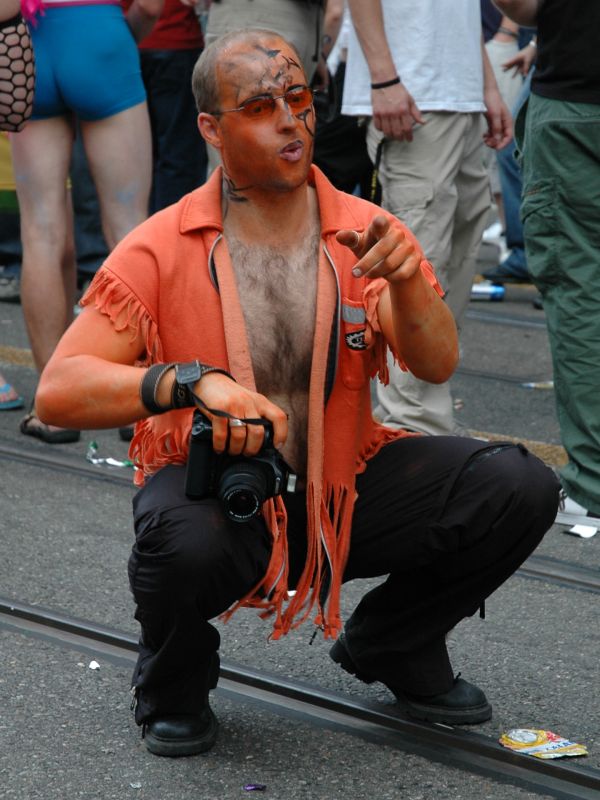 canon1.jpg