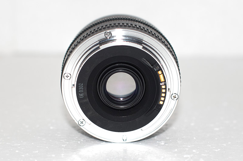 canon24-3tn.jpg