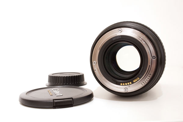 canon24-70_4.jpg