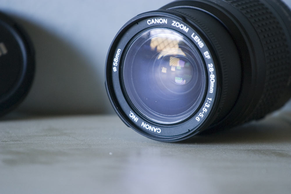 Canon28-80-frontale.jpg