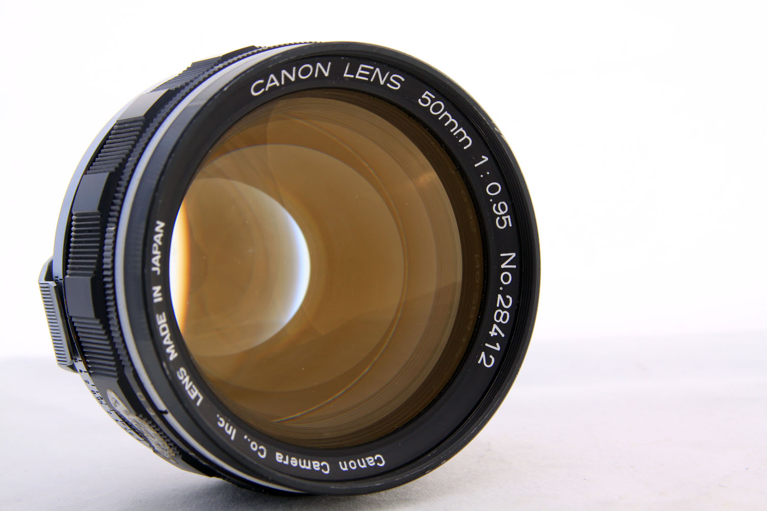 canon 0.95.jpg